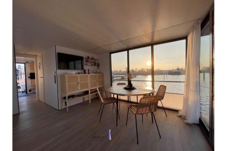 Hausboot Fjord Haven Mit Biosauna In 巴特 外观 照片