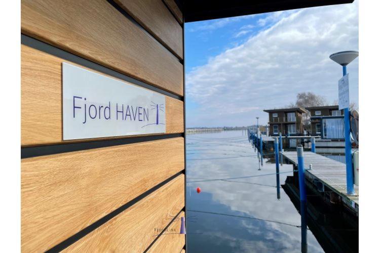 Hausboot Fjord Haven Mit Biosauna In 巴特 外观 照片