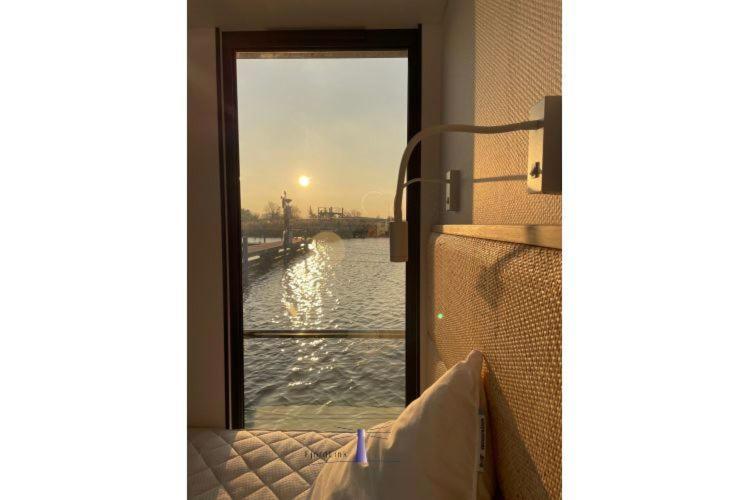 Hausboot Fjord Haven Mit Biosauna In 巴特 外观 照片